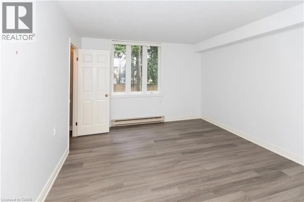 150 WILSON Street W Unit# 116 #116