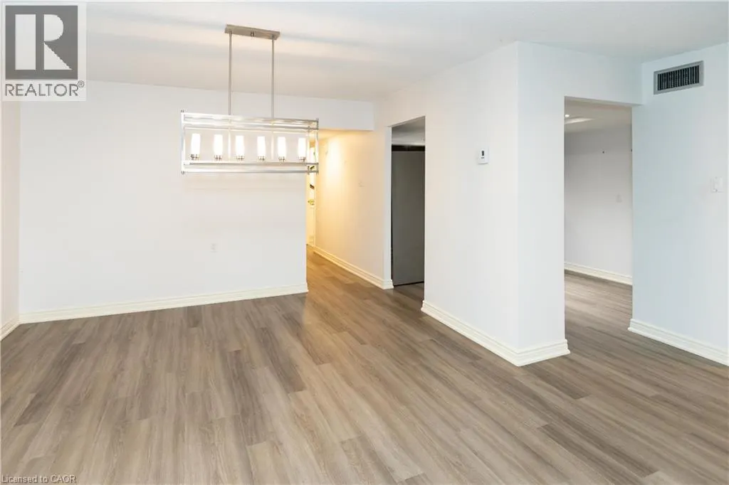 150 WILSON Street W Unit# 116 #116