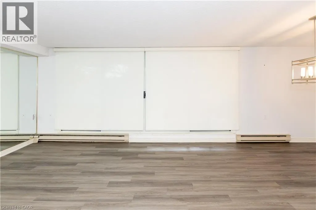 150 WILSON Street W Unit# 116 #116