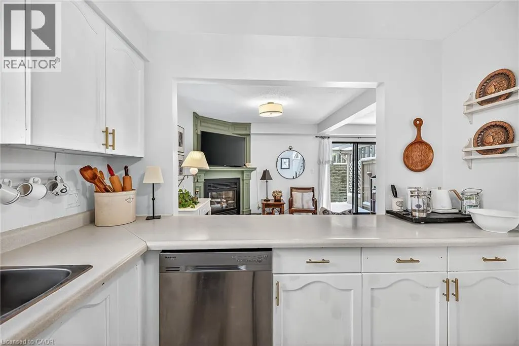 54 ARGYLE Street S Unit# 1 #1