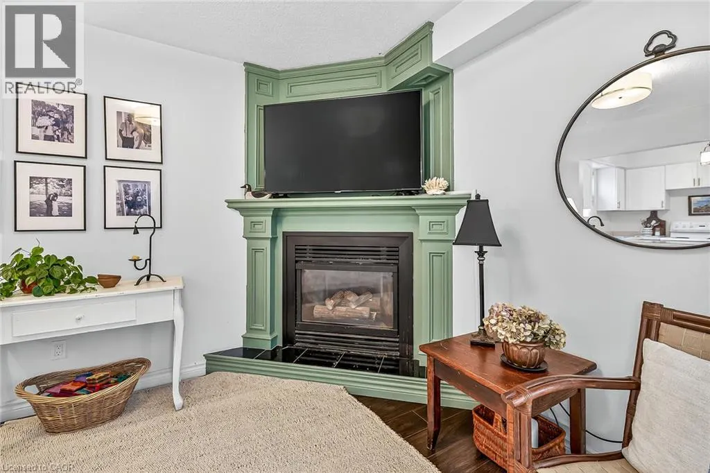 54 ARGYLE Street S Unit# 1 #1