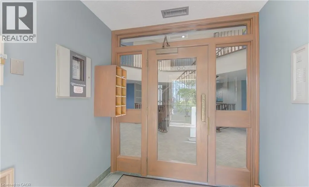 45 BLUE SPRINGS Drive Unit# 32 #32