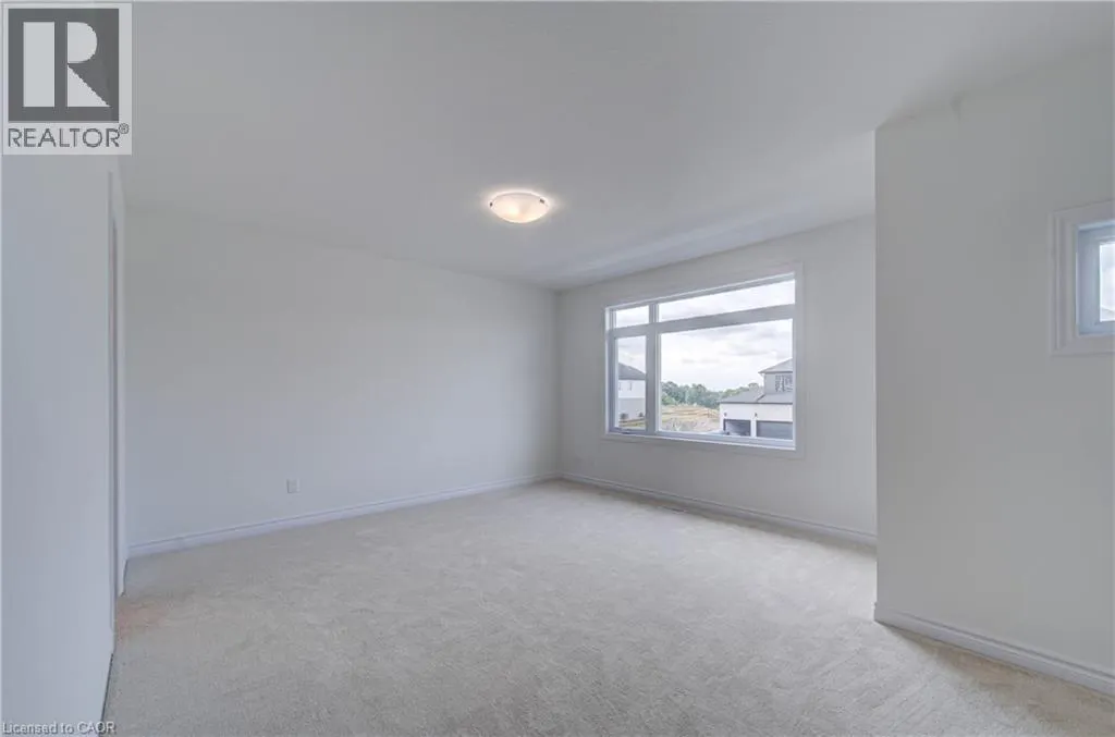 10 MUNN Crescent