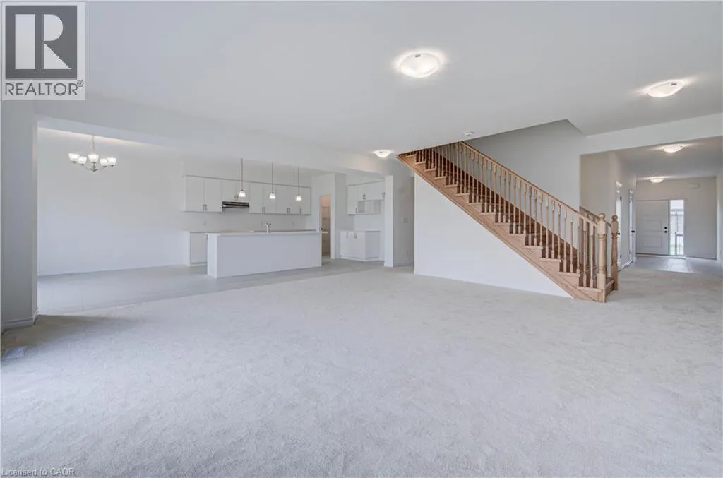 10 MUNN Crescent