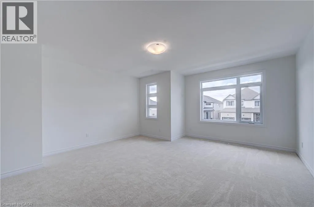 10 MUNN Crescent