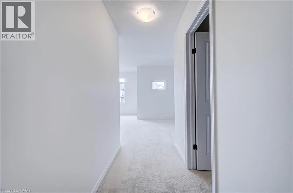 10 MUNN Crescent