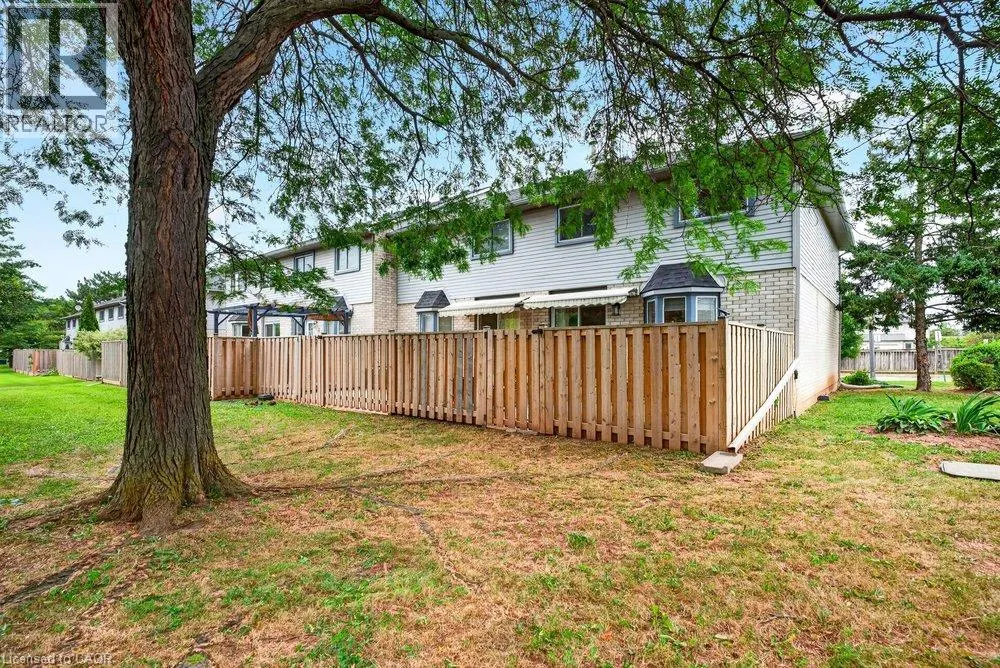 2 ROYALWOOD Court Unit# 20 #20