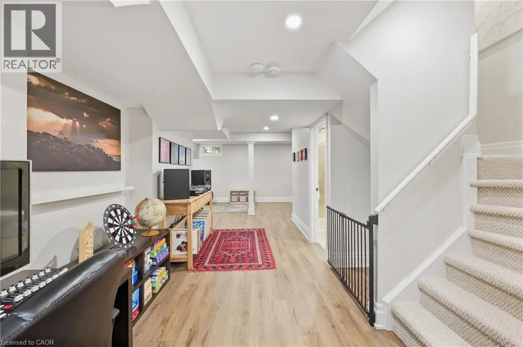 2409 POSTMASTER Drive