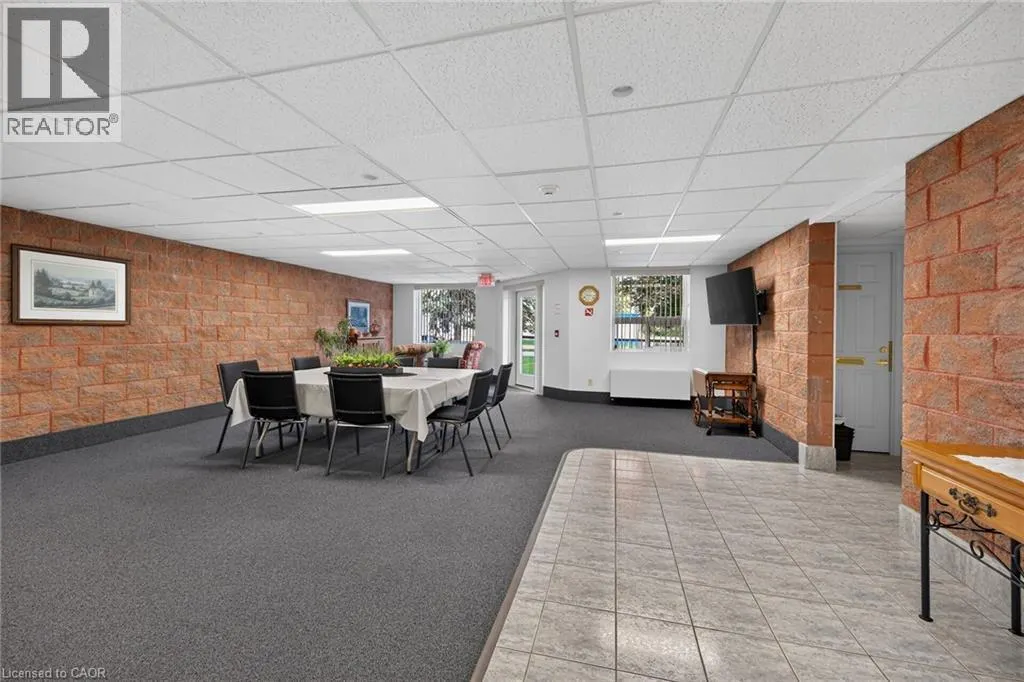 5 MILL POND Court Unit# 202 #202