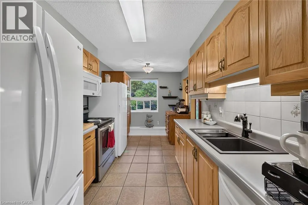 5 MILL POND Court Unit# 202 #202