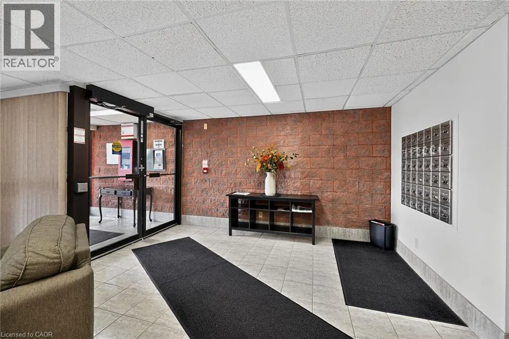 5 MILL POND Court Unit# 202 #202