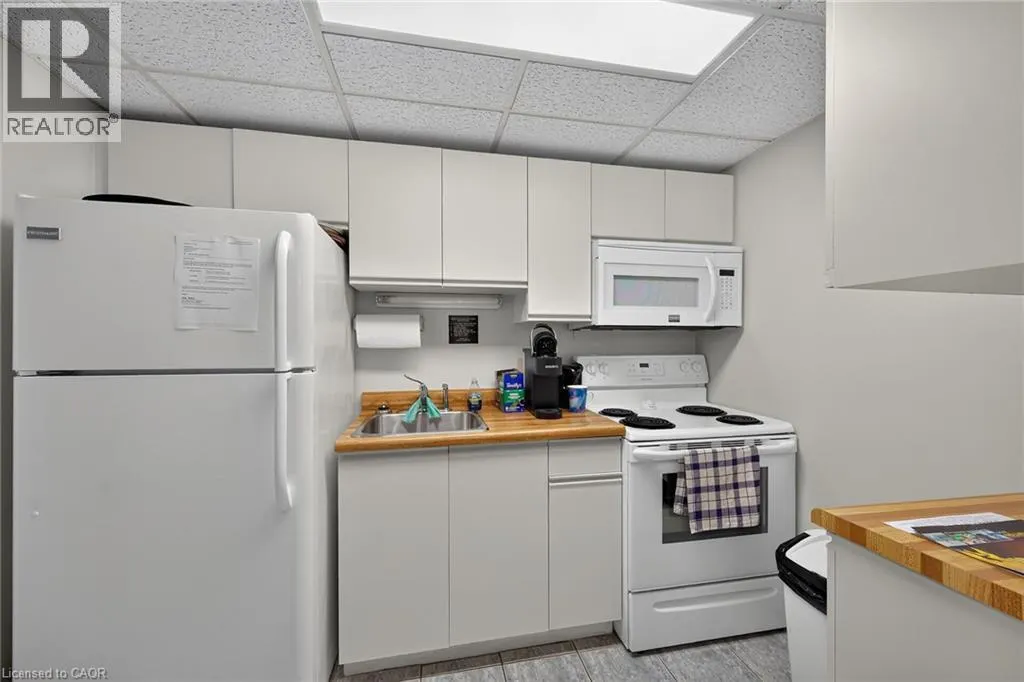 5 MILL POND Court Unit# 202 #202
