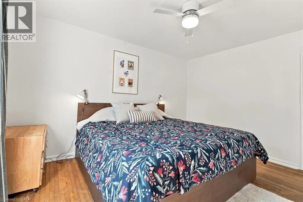 98 SANFORD Avenue S