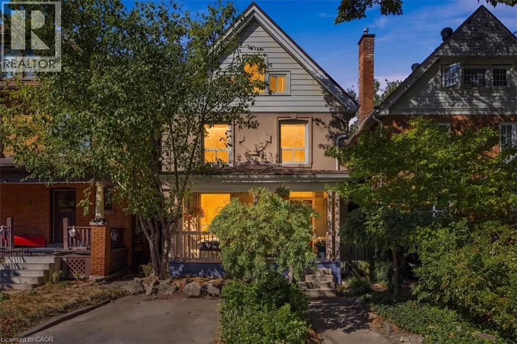 98 SANFORD Avenue S