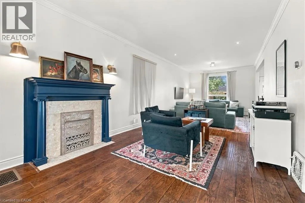 98 SANFORD Avenue S