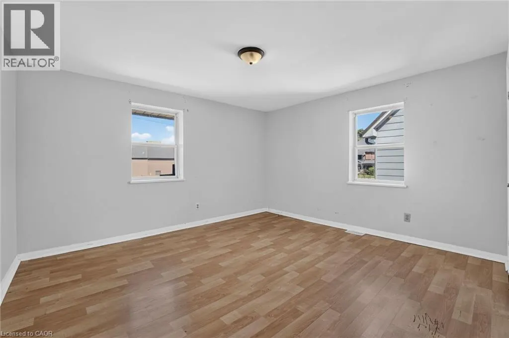 213-215 MAPLE Street