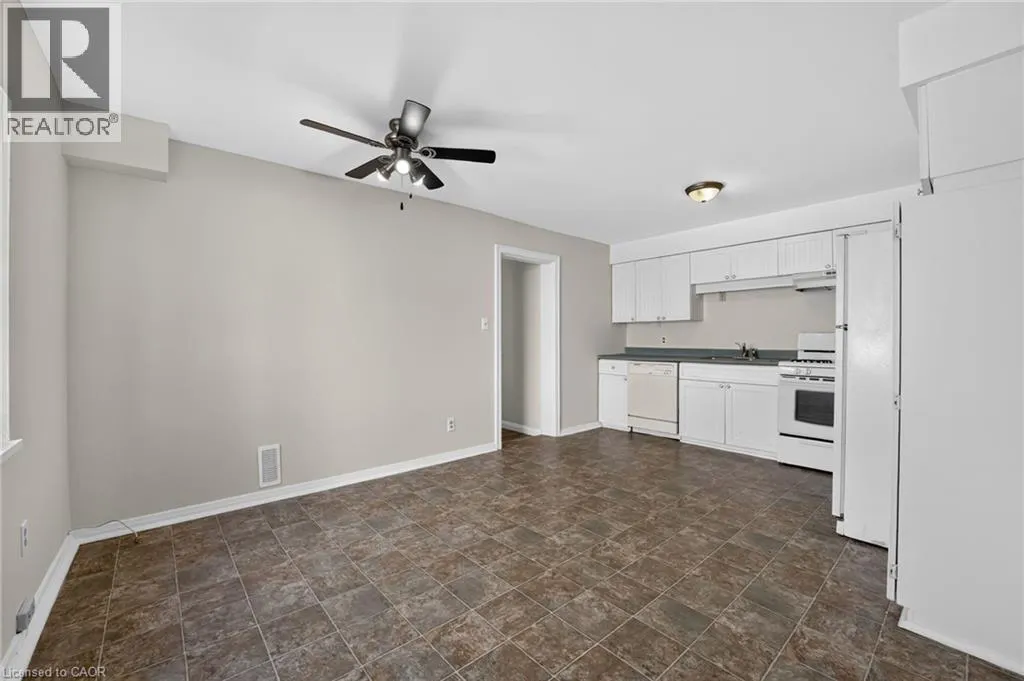 213-215 MAPLE Street