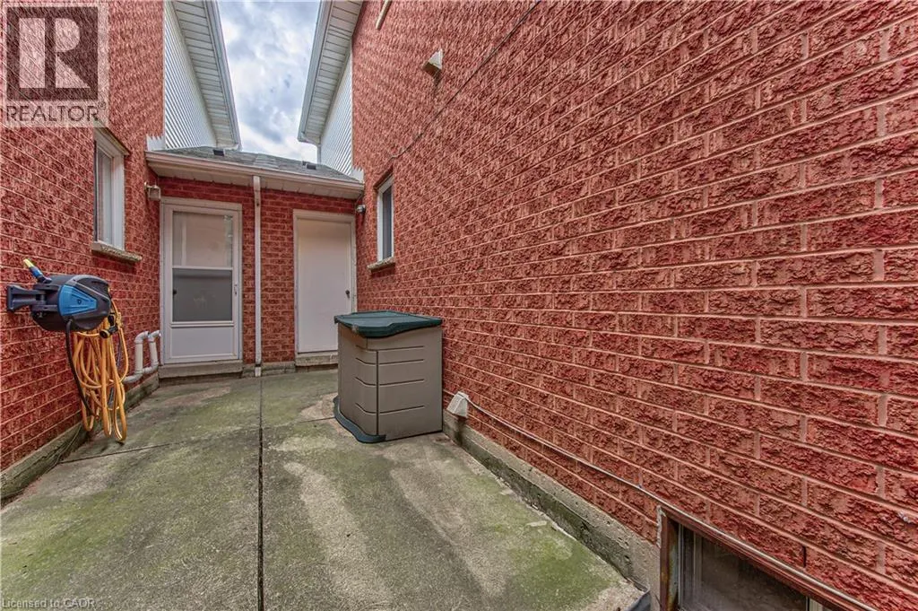 86 CHELSEA Crescent