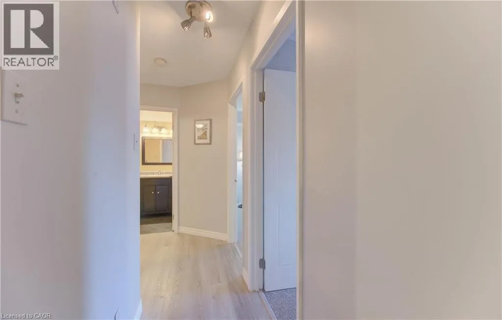3085 KINGSWAY Drive Unit# 27 #27