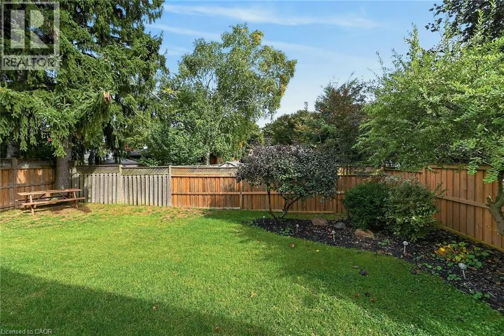15 MILLER Crescent