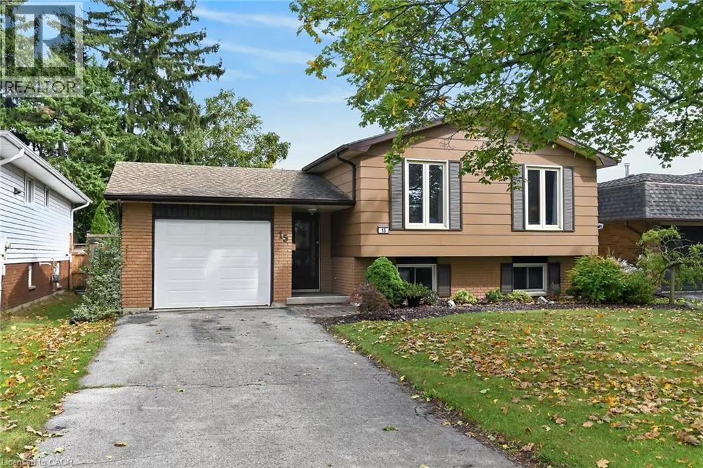 15 MILLER Crescent
