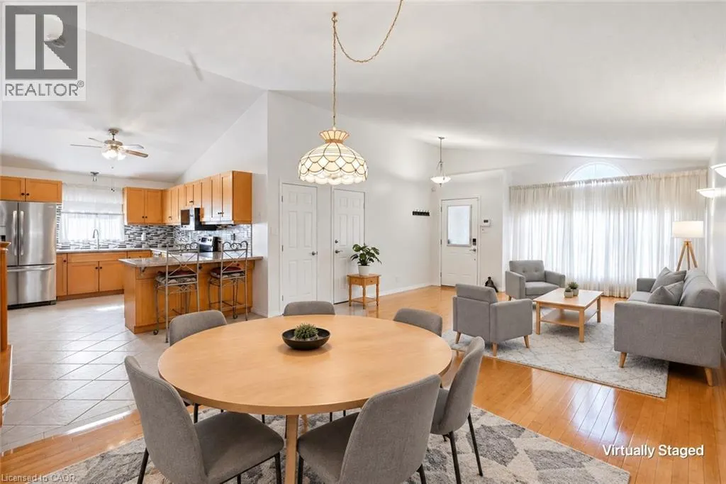 102 COVE Crescent