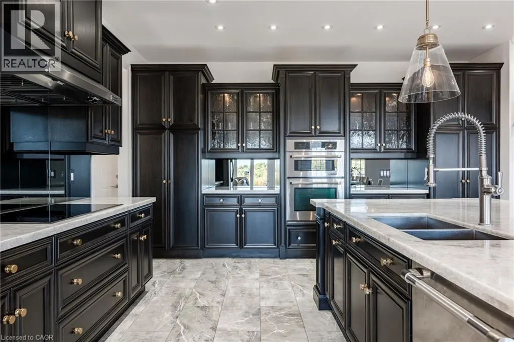 125 STOKES Trail