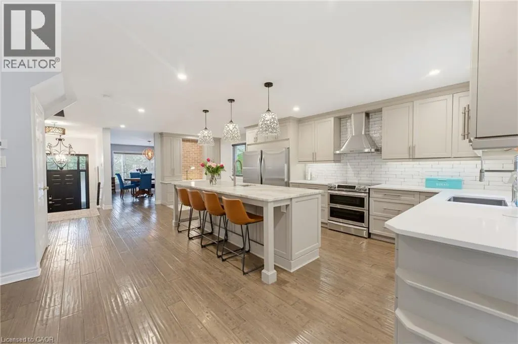 28 SEYMOUR Drive