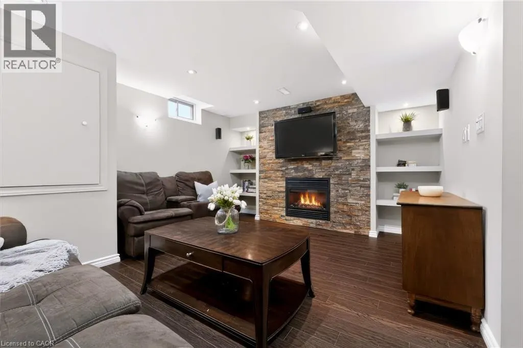 118 LAVERY Heights
