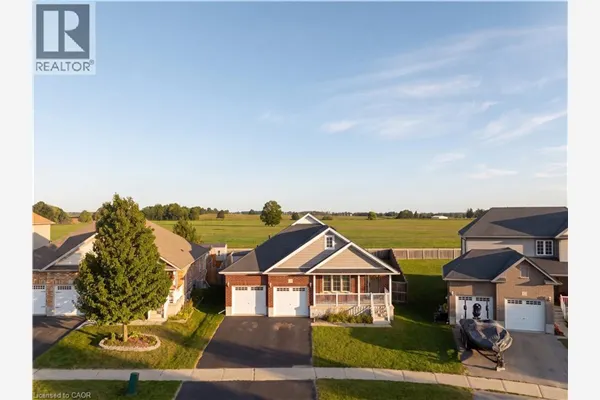 116 ENGLISH Crescent
