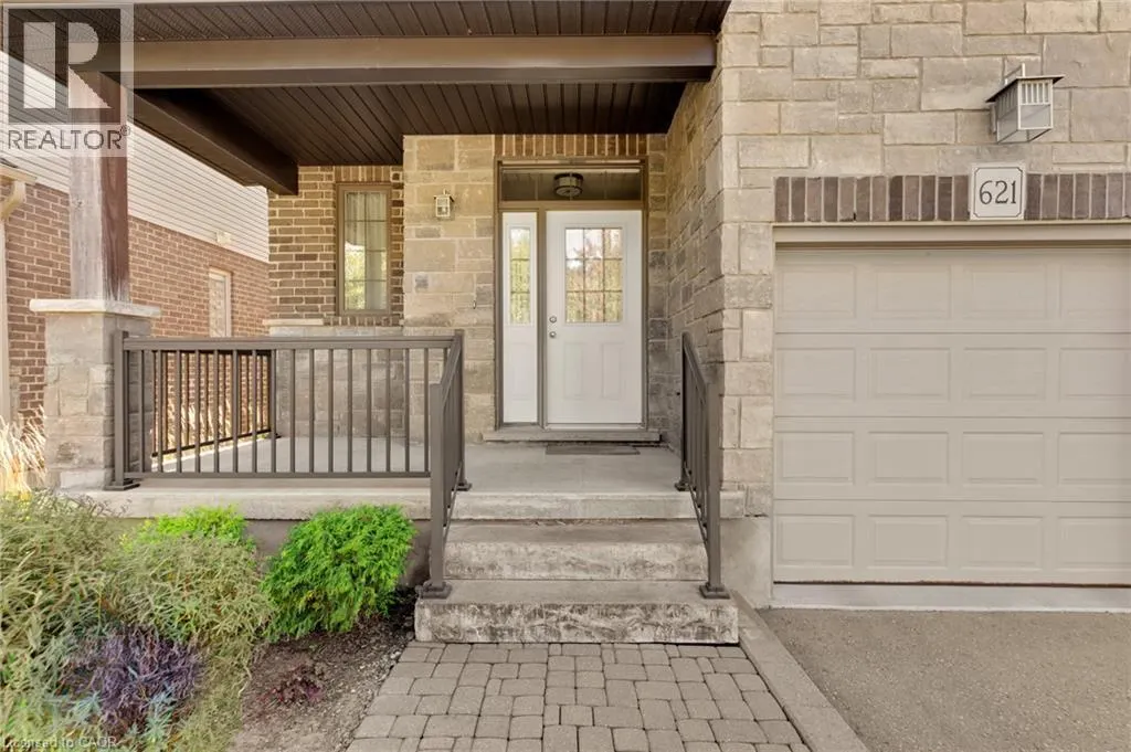 621 SUNDEW Drive