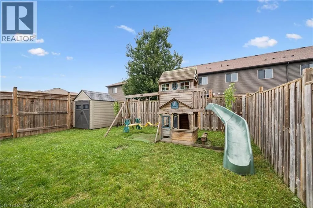 335 FINORO Crescent