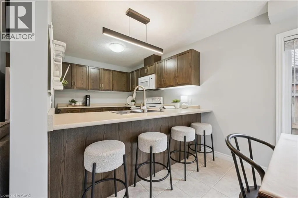 335 FINORO Crescent