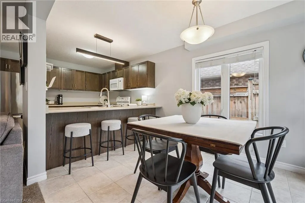 335 FINORO Crescent