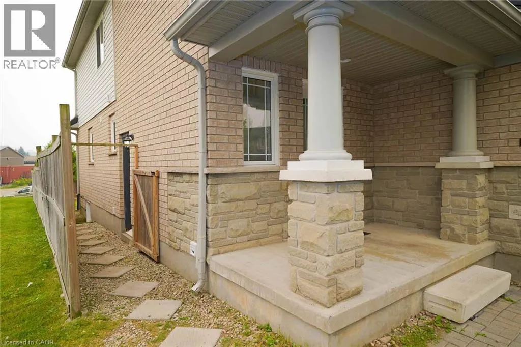 18 HERITAGE Drive