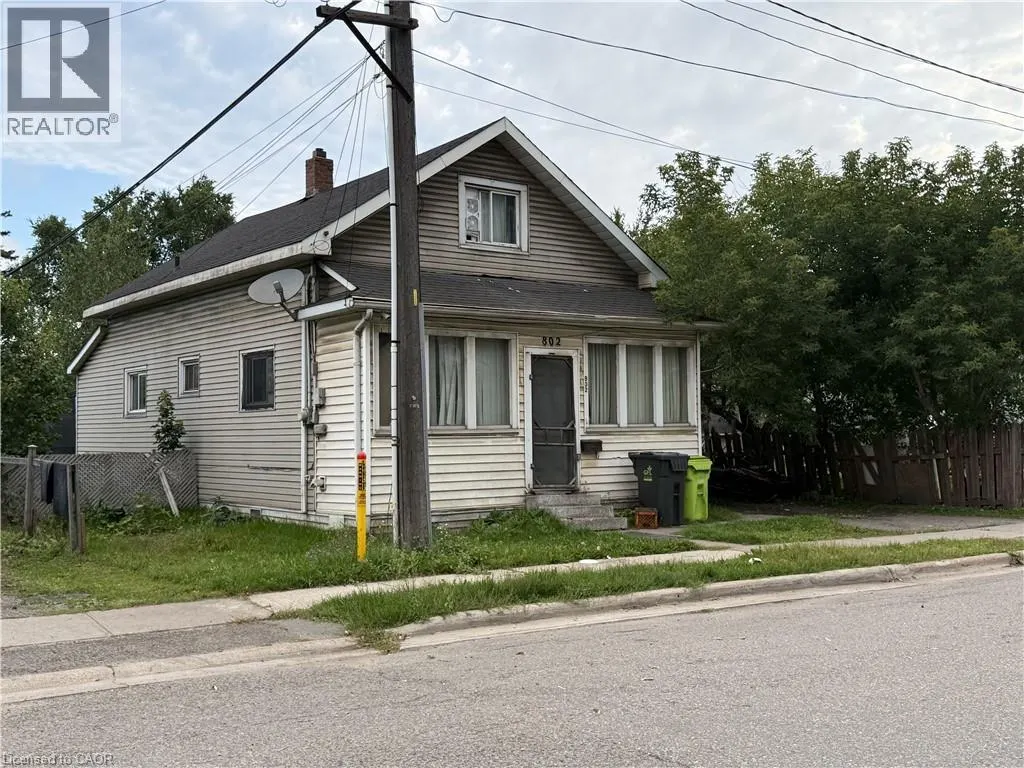 802 BONNEY Street