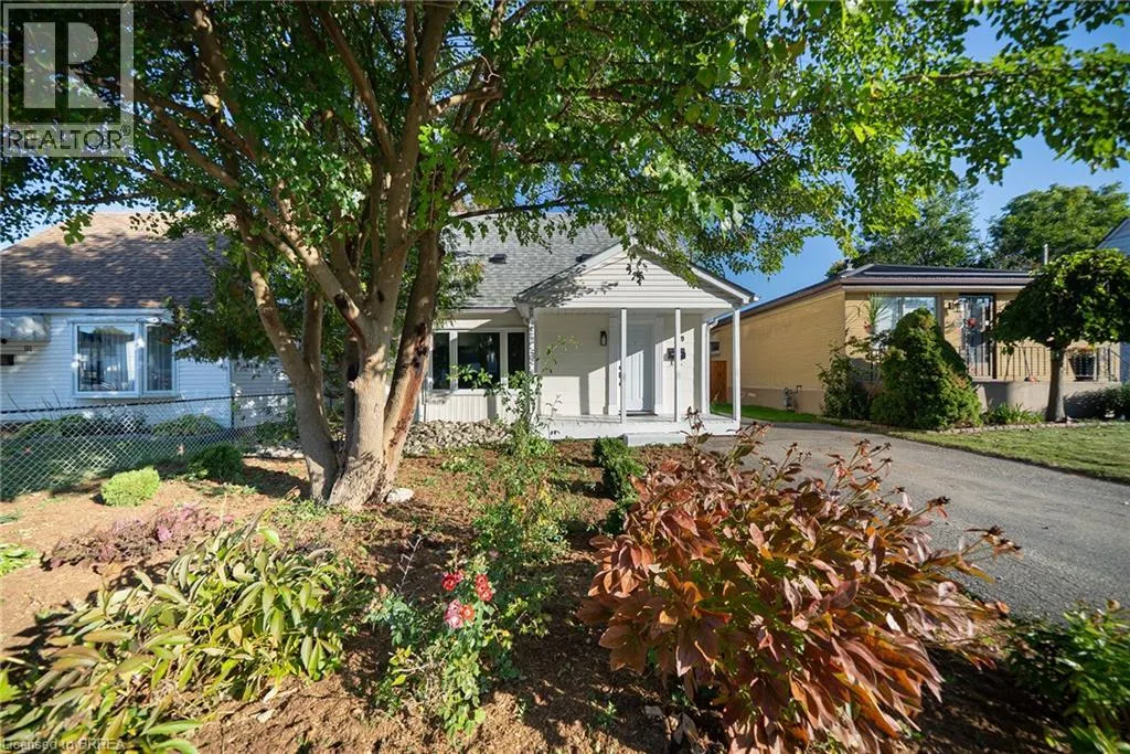 89 SALISBURY Avenue