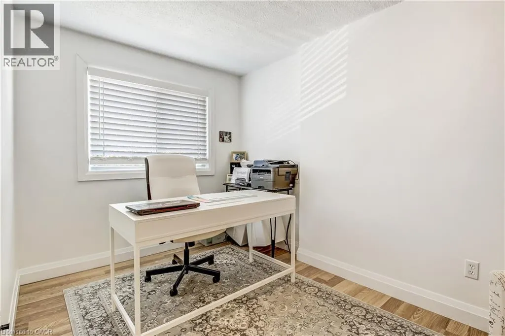 112 RICHARDSON Drive Unit# 24 #24