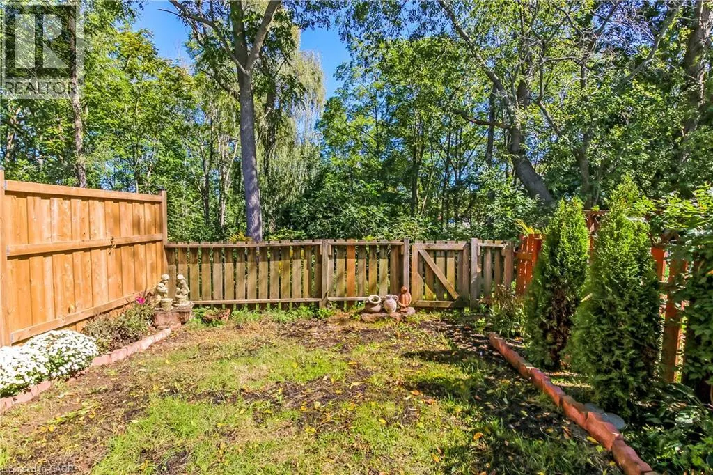 112 RICHARDSON Drive Unit# 24 #24
