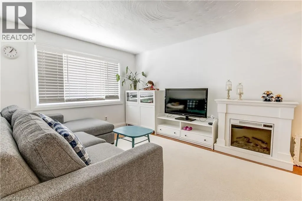 112 RICHARDSON Drive Unit# 24 #24