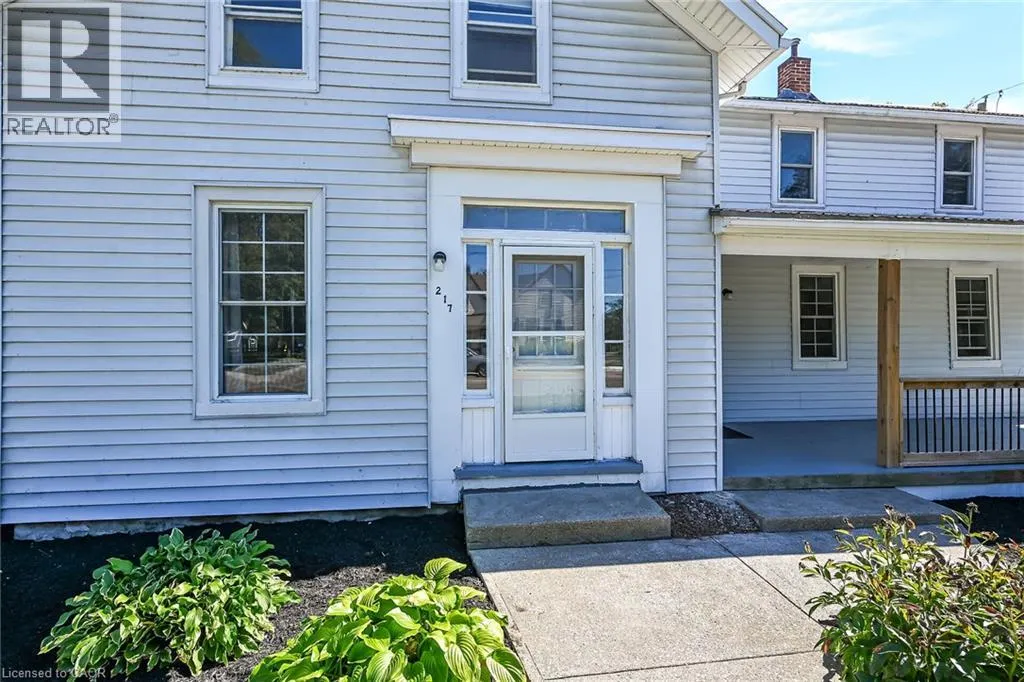 217-219 NELSON Street W