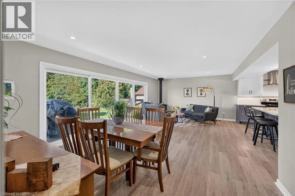 8105 LEEMING Road