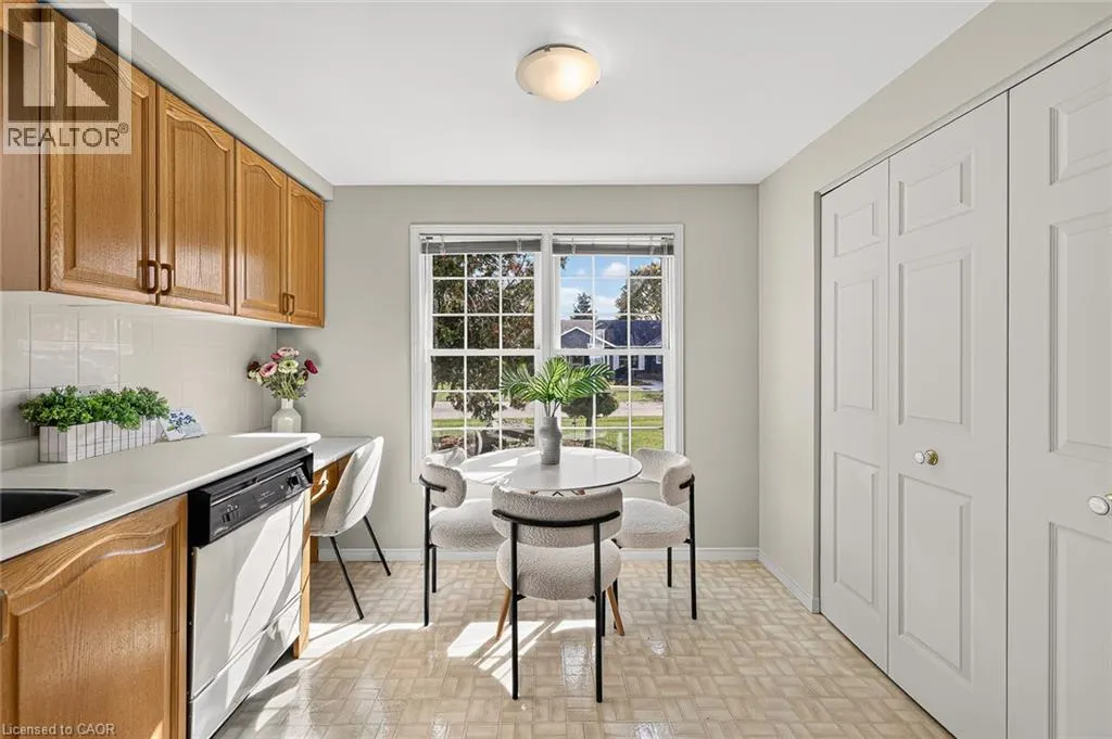 2 GARDEN Place