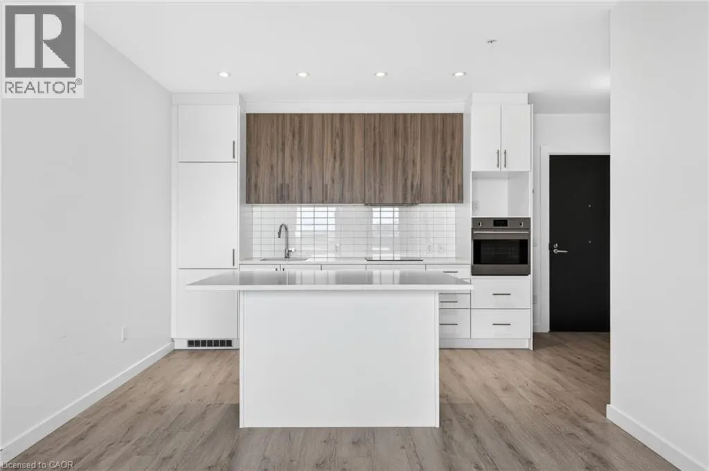 181 KING Street S Unit# 1607 #1607