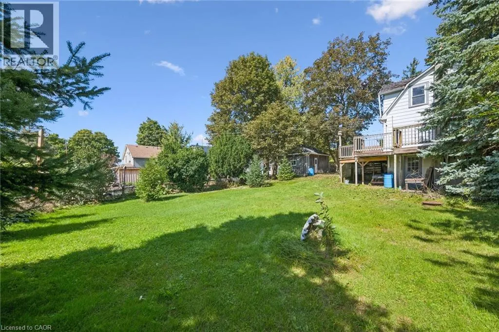 1126 QUEEN'S BUSH Road