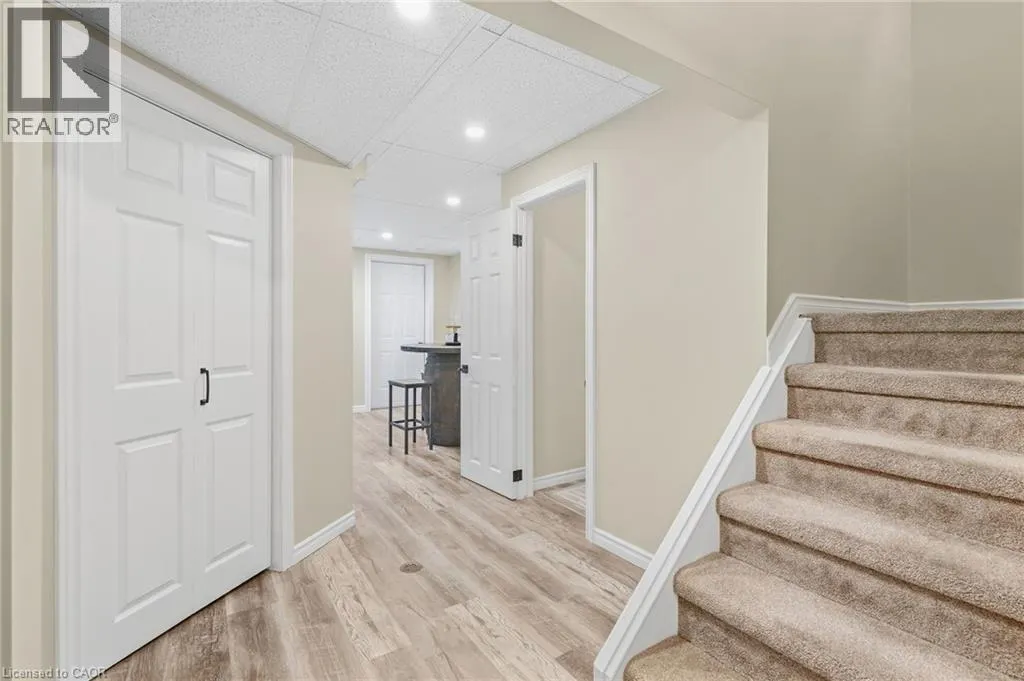 14 KENYON Crescent