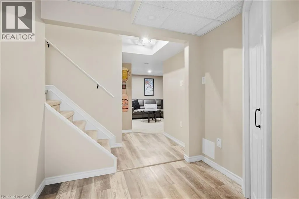 14 KENYON Crescent