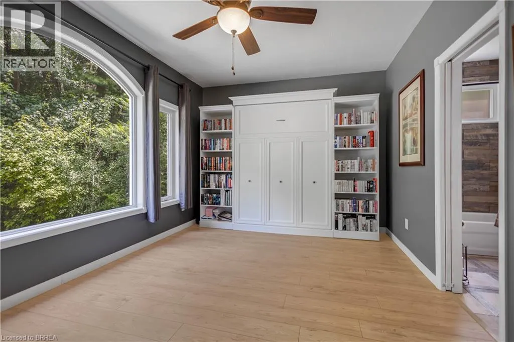 156 ST JOHNS Road W