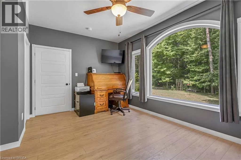 156 ST JOHNS Road W