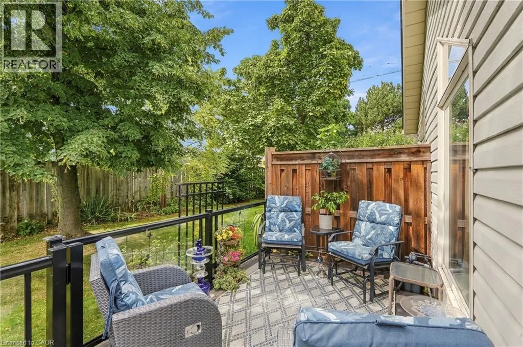 9 WENTWORTH Drive Unit# 5 #5